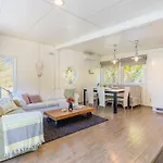 Ocarujuci Houseboat Na Dunaji Holiday home