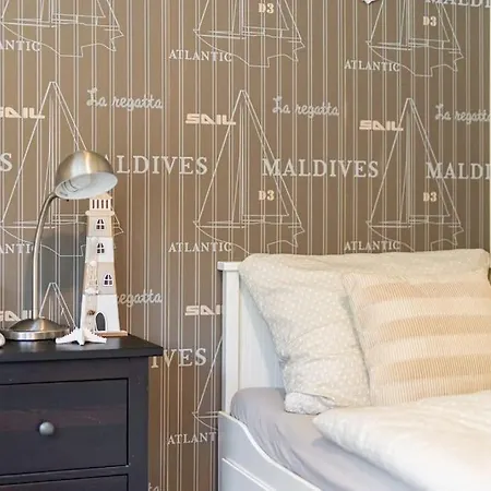 Будинок відпочинку Ocarujuci Houseboat Na Dunaji