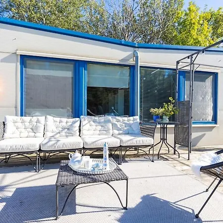 Vakantiehuis Ocarujuci Houseboat Na Dunaji Bratislava