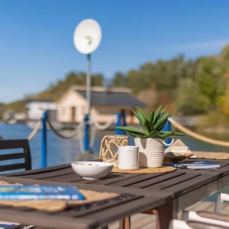 Ocarujuci Houseboat Na Dunaji Vakantiehuis