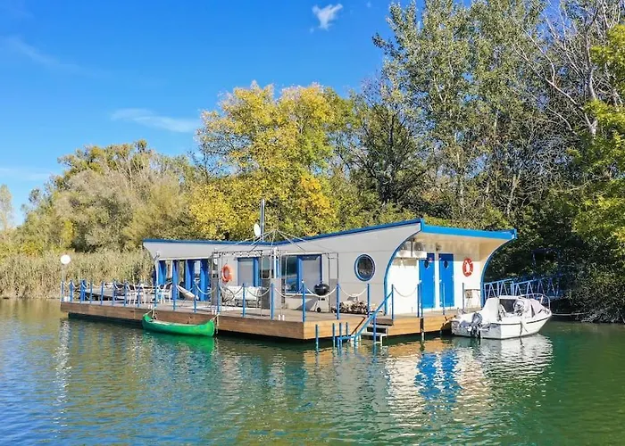 Ocarujuci Houseboat Na Dunaji Prázdninový dům Bratislava
