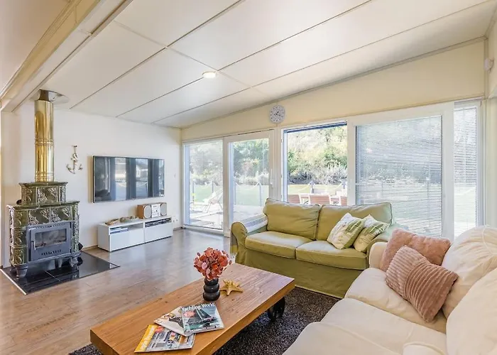 Prázdninový dům Ocarujuci Houseboat Na Dunaji