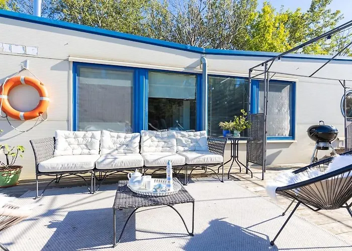 Prázdninový dům Ocarujuci Houseboat Na Dunaji Bratislava