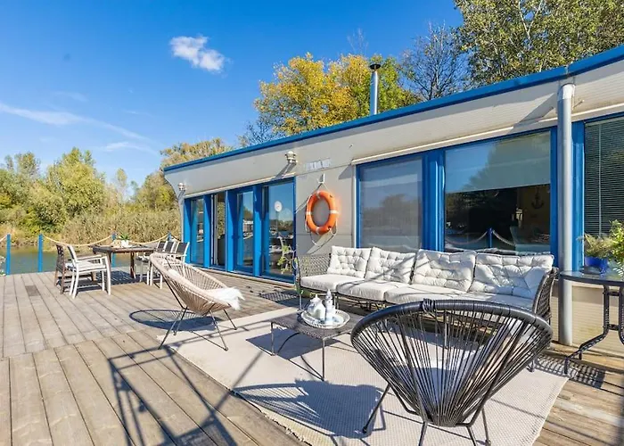 Ocarujuci Houseboat Na Dunaji Prázdninový dům Bratislava