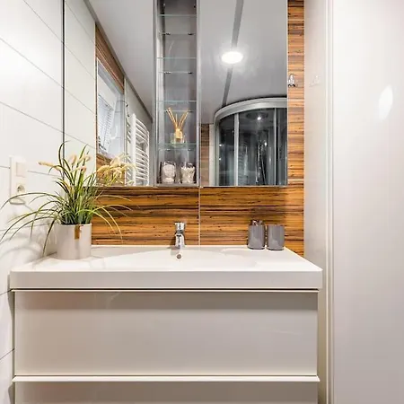 Prázdninový dům Ocarujuci Houseboat Na Dunaji